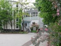 Außenansicht der Teilbibliothek Medizin
