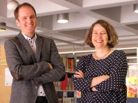 The new University Librarian Caroline Leiß and the new Deputy University Librarian Dr. Christoph Mitschering.