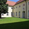 Innenhof des ehemaligen Franziskanerklosters in Straubing