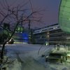 Night photograph of the courtyard at the TUM Main Campus