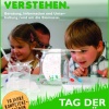 Poster advertising the open house at Kompetenz Zentrum Straubing (two children at experiment)